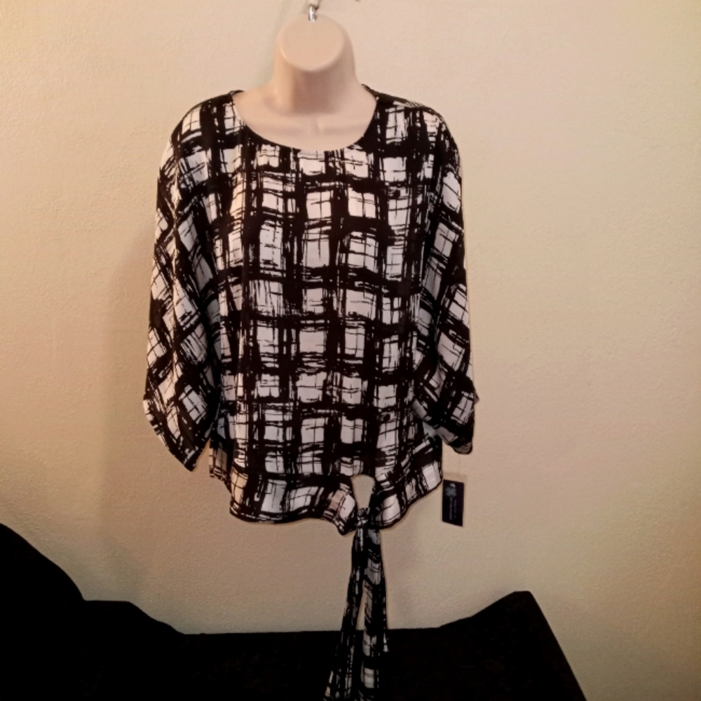 Brand New Liz Lange Completly Me Top Sz S